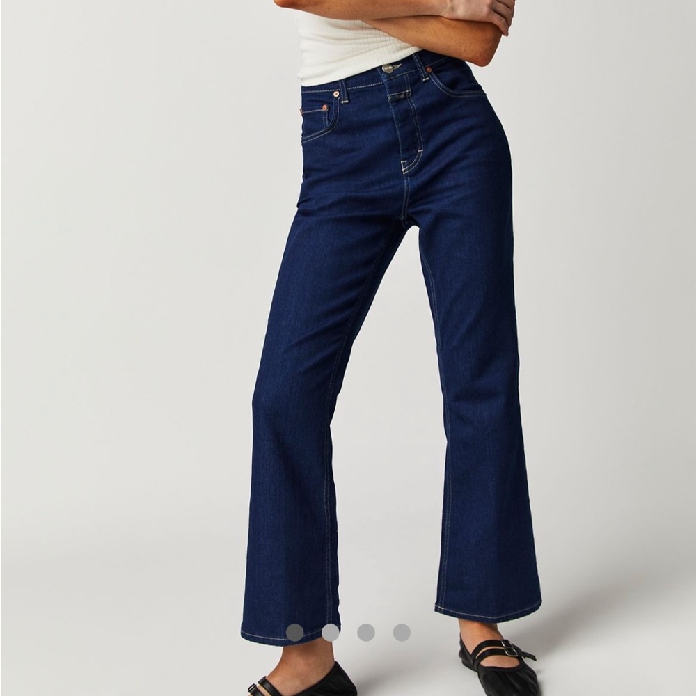Closed Dark Blue Flare Jeans size 28